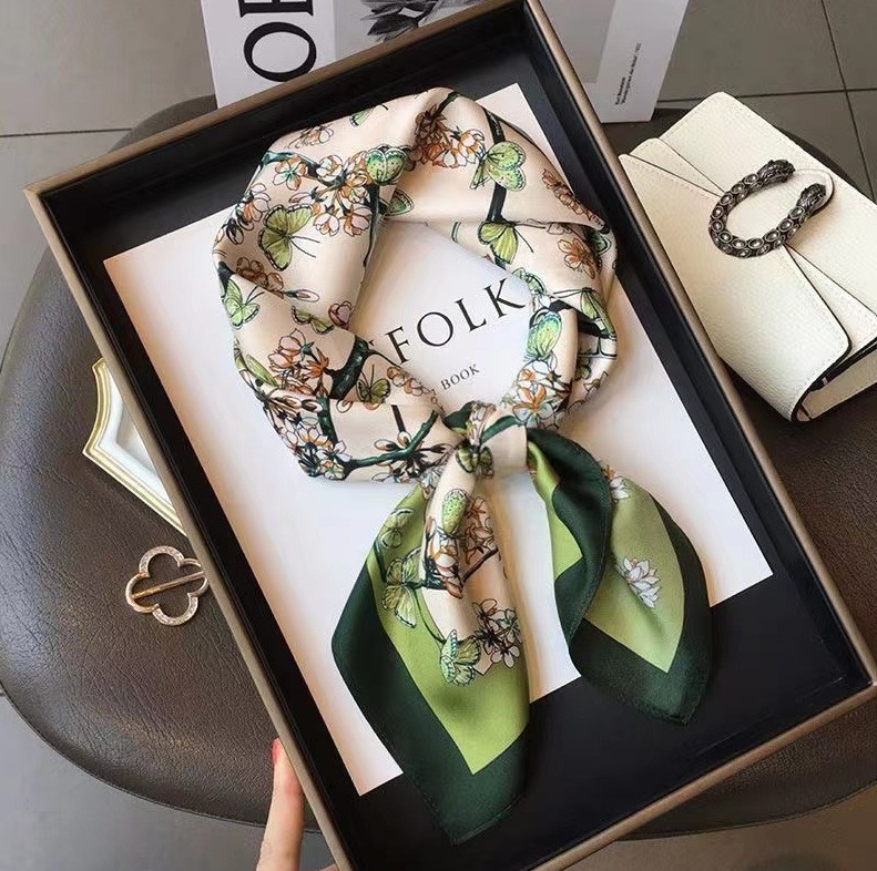 Luxury Fashion Print 70*70cm S - đánh giá và giá Luxury Bags Duffle
