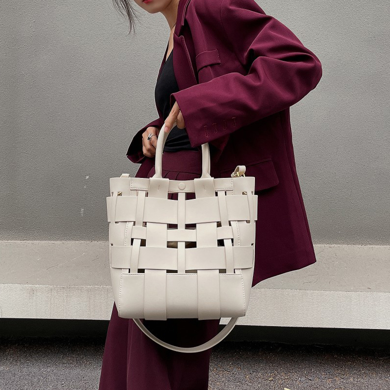 Custom Initials Genuine Leathe - đánh giá và giá Luxury Bags Made