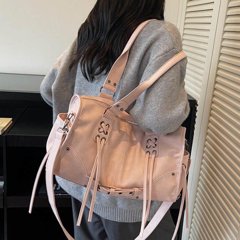 Y2K motorcycle bag for women l - đánh giá và giá Luxury Bags Price